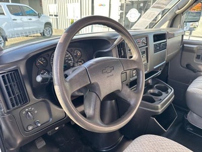 2005 Chevrolet Express Commercial Cutaway C7L