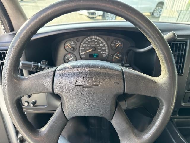 2005 Chevrolet Express Commercial Cutaway C7L