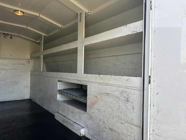 2005 Chevrolet Express Commercial Cutaway C7L