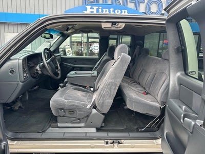 2002 Chevrolet Silverado 2500 HD LS