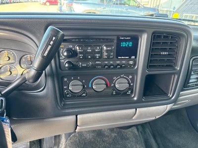 2002 Chevrolet Tahoe LS