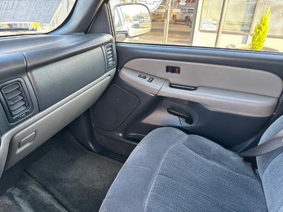 2002 Chevrolet Tahoe LS