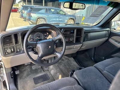 2002 Chevrolet Tahoe LS