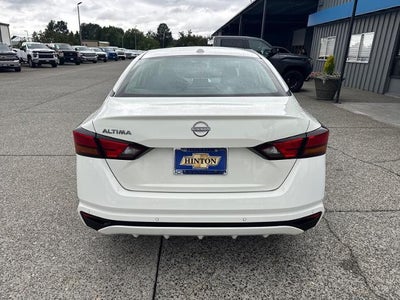 2025 Nissan Altima SV