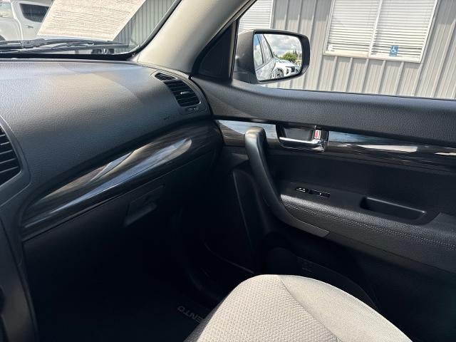 2013 Kia Sorento LX