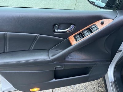 2012 Nissan Murano LE