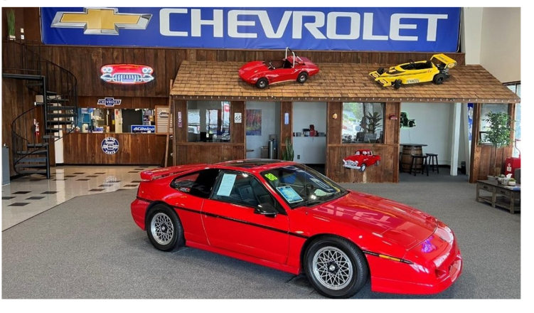 Chevrolet showroom in LYNDEN, %(STATE%)